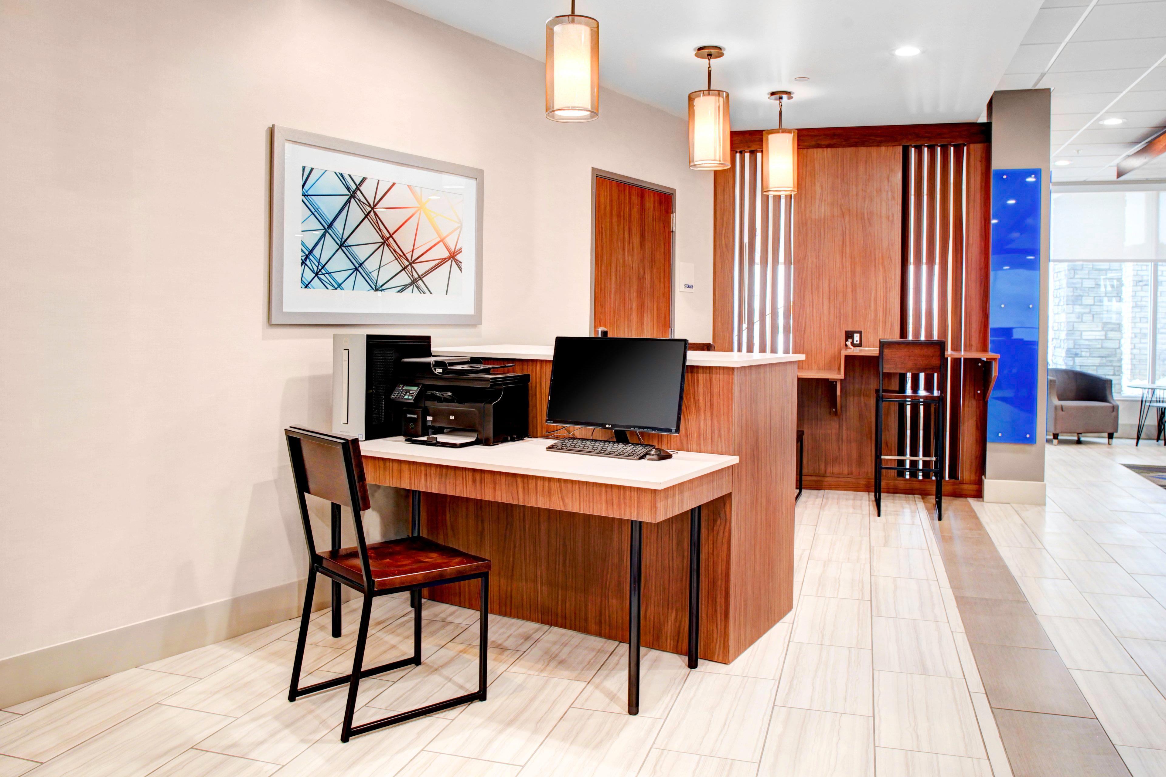 Holiday Inn Express & Suites Coldwater By Ihg Exterior foto